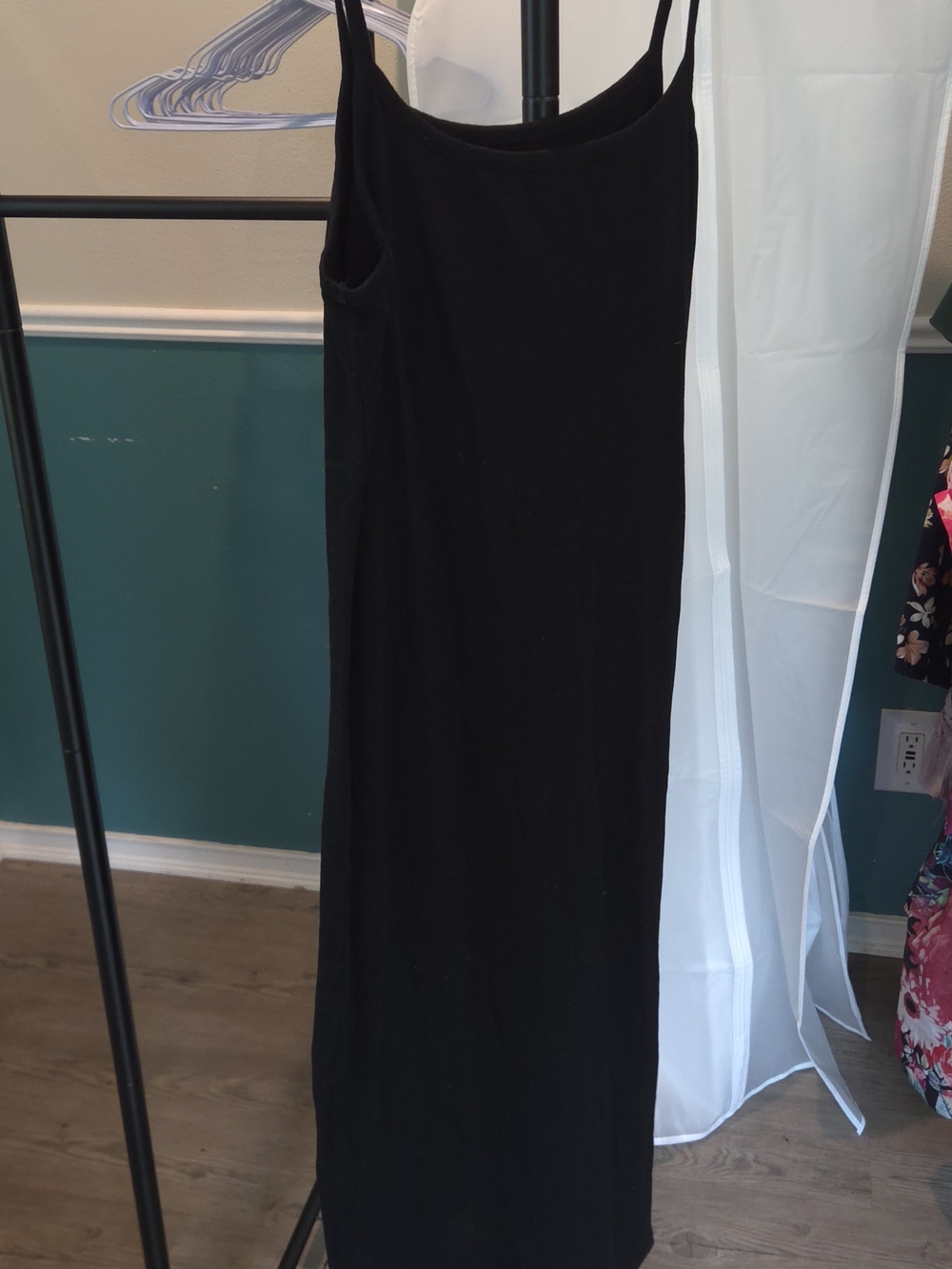 Black Women's Maxi Skirt - Classic Sleeveless Design